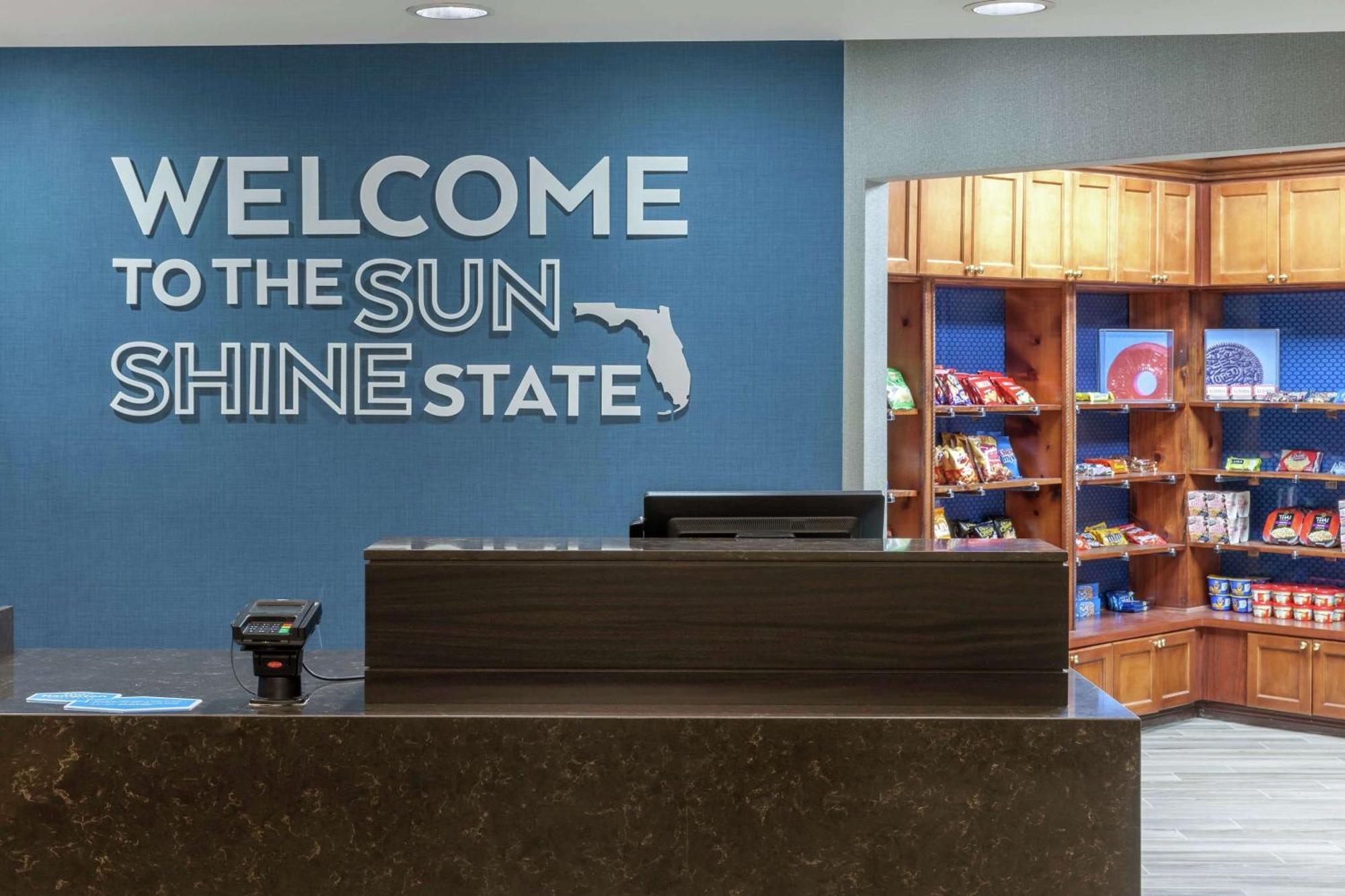 Hampton Inn & Suites Miami-Doral Dolphin Mall Eksteriør billede